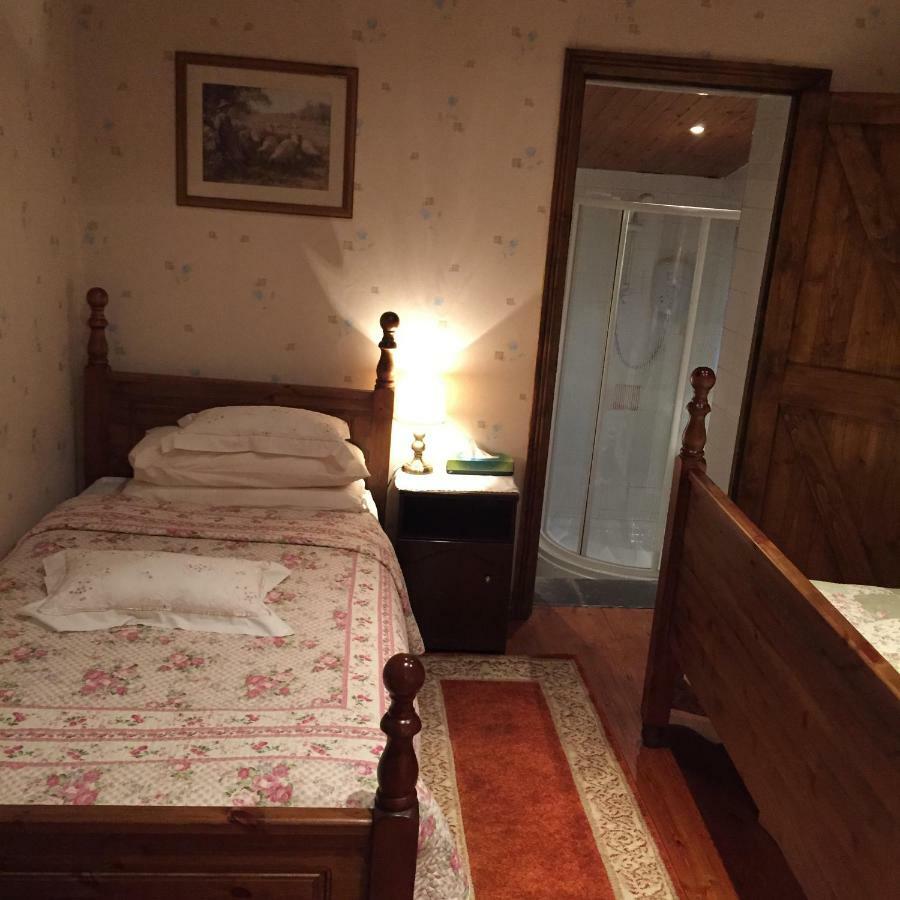 Teresas Cottage Donegal Town Exterior foto